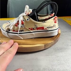 Vans Classic Slip-On Off The Wall Logo Print Shoes Womens  6 - Used